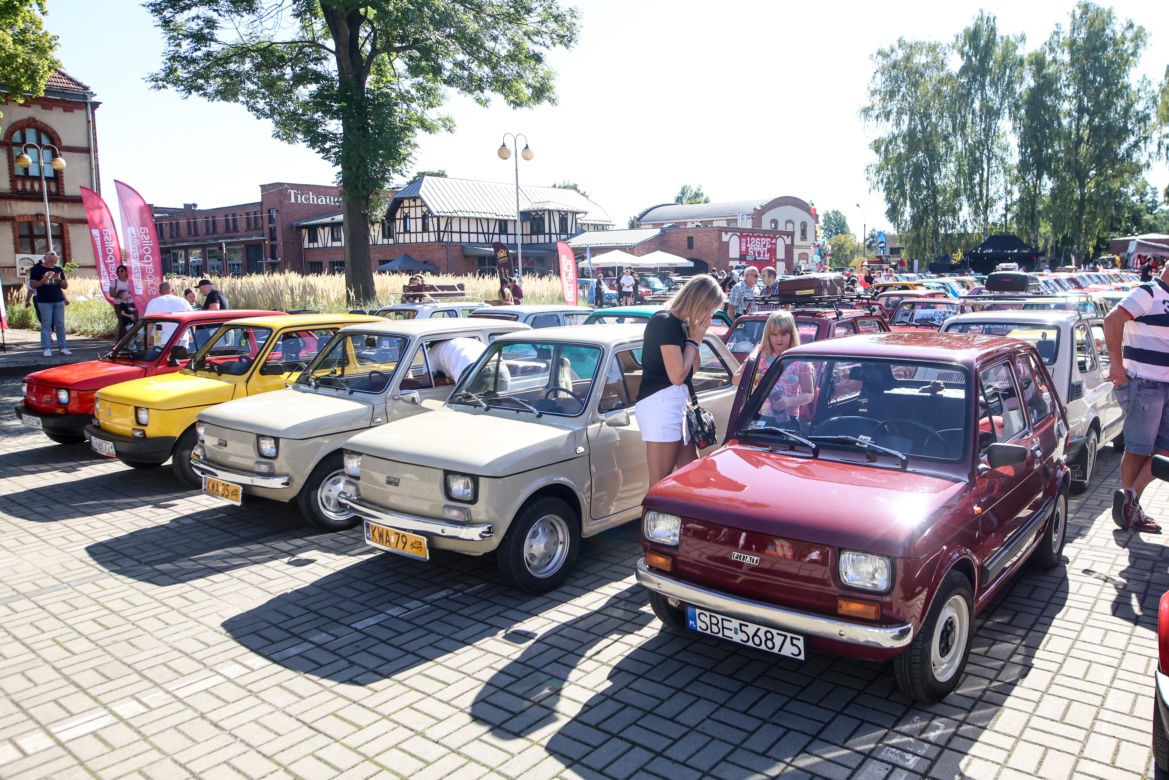Setki Fiatów 126p i koncerty. W Tychach obchodzono wielkie święto Malucha
