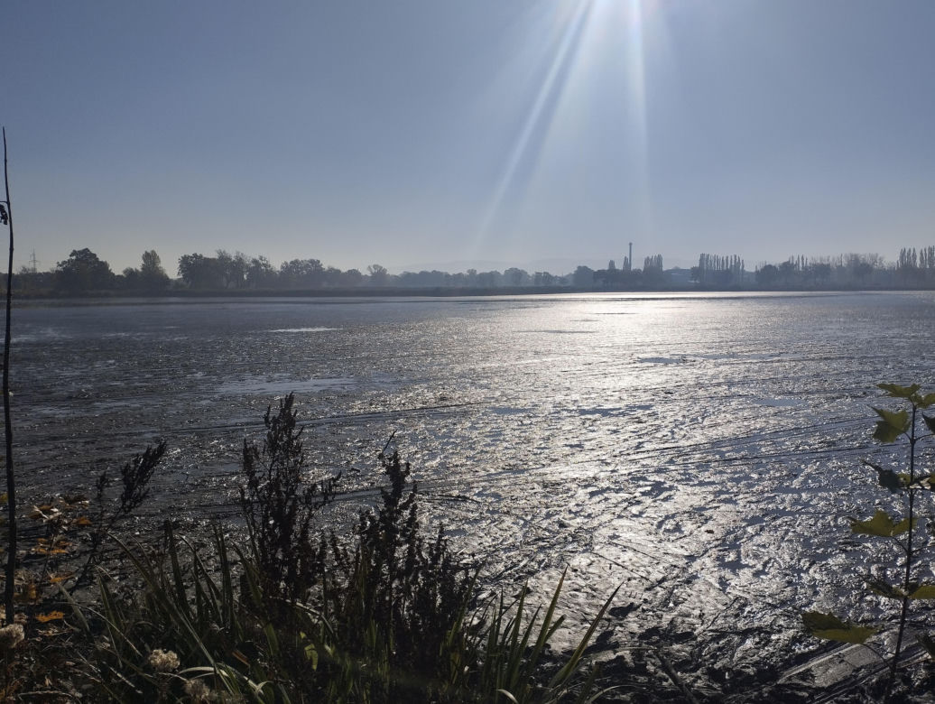 Zaginięcie Karoliny Wróbel. Wypompowano wodę ze zbiornika, a służby przeczesują dno