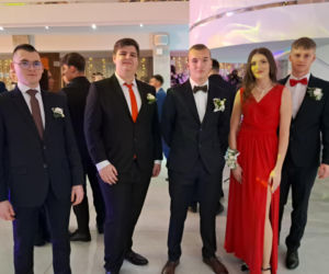 Studniówka 2026 maturzystów ZSTM w Skarżysku-Kamiennej