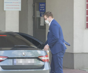 Minister Michał Woś oddał krew dla chorych