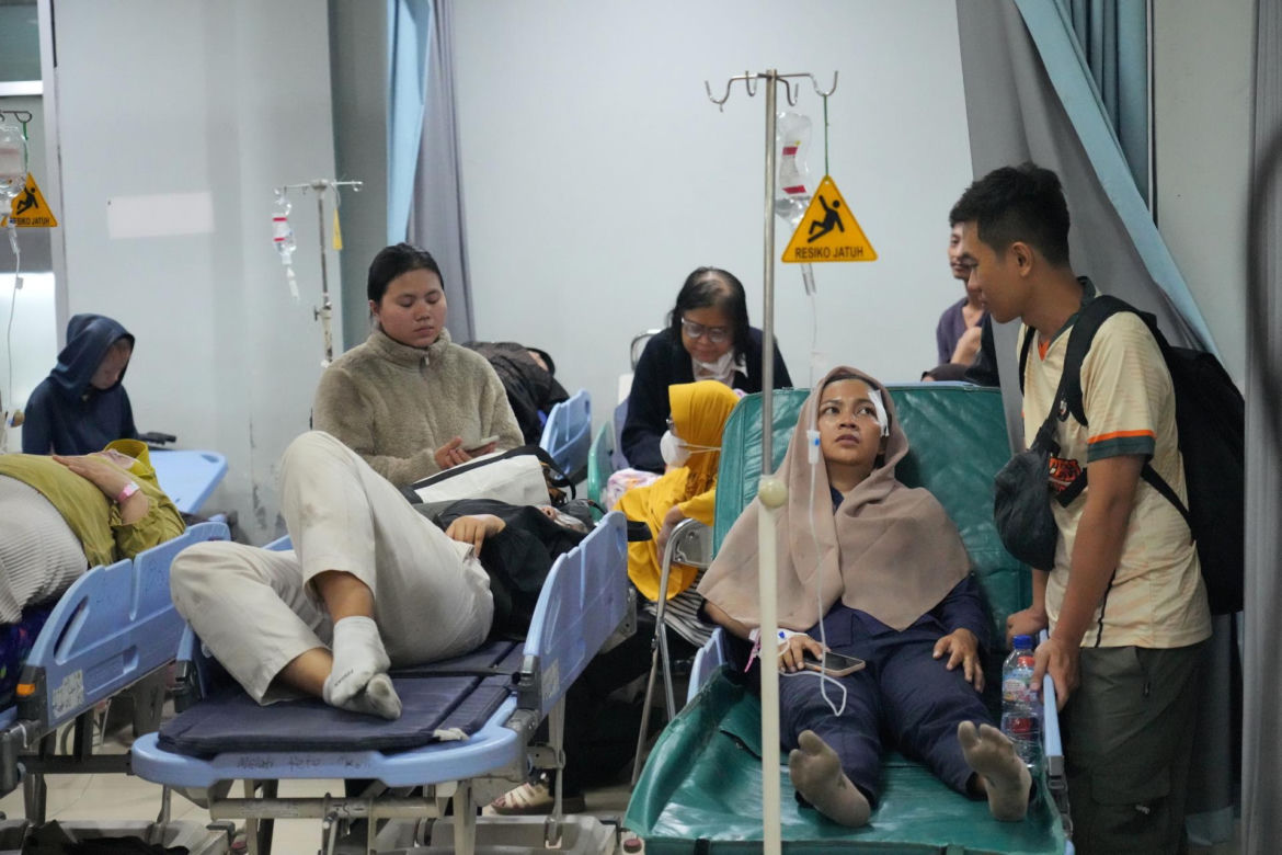 Indonezja/ Do 14 wzrosła liczba ofiar śmiertelnych kolizji pociągów, 84 osoby ranne