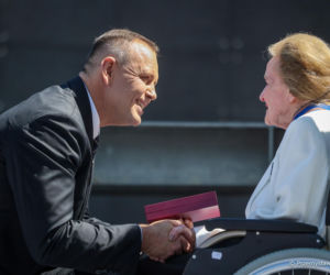 Poruszające sceny z Nawrockim. Tak potraktował uczestniczkę Powstania Warszawskiego