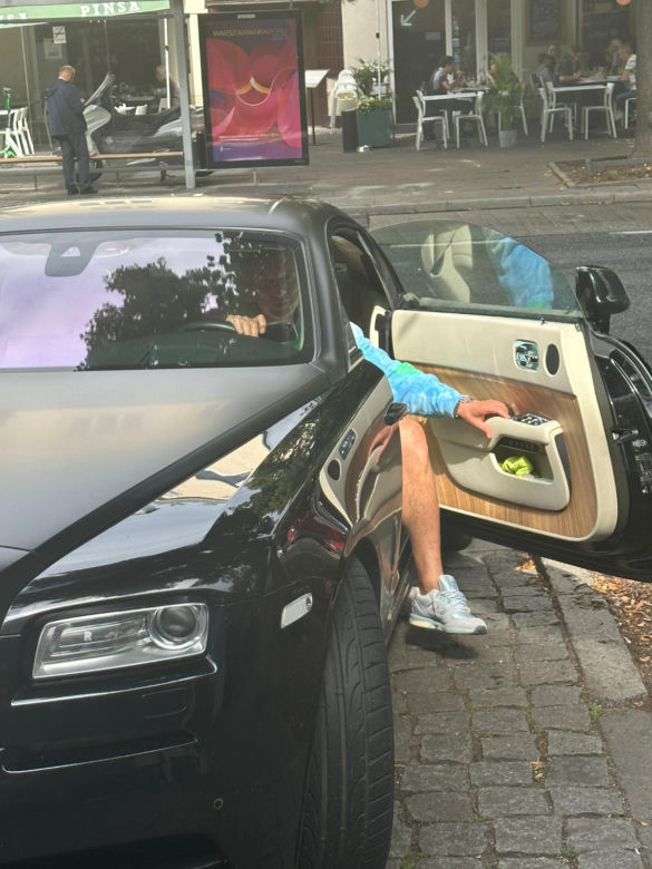 Tomasz Hajto w luksusowym Rolls-Royce