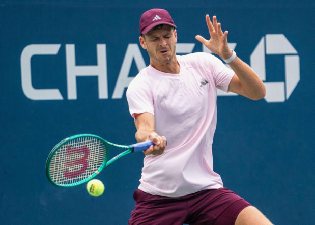 ATP Pekin PREMIE: Ile zarobił Hubert Hurkacz? Nagrody pieniężne są imponujące!