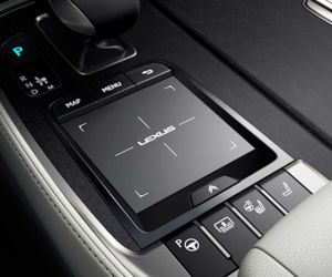 Lexus LS lifting 2021 