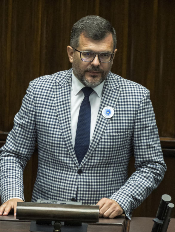 Letnie kreacje w Sejmie