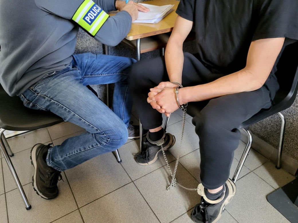 Wypadek w Mąkowarsku pod Bydgoszczą. 22-latek wjechał w grupę dzieci. Usłyszał zarzuty