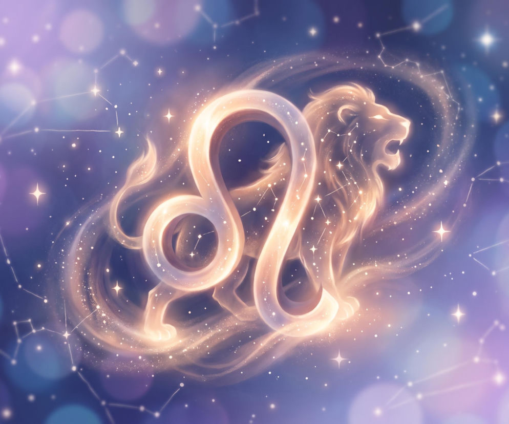 Świecący symbol zodiakalnego Lwa na tle gwieździstego nieba. O horoskopie dla Lwa przeczytasz w serwisie Eska.