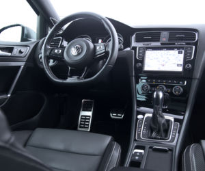 Volkswagen Golf Variant R