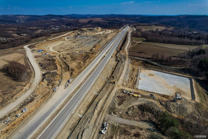 Najwyższa estakada w Polsce powstaje na S19 Babica Jawornik. Na plac budowy prowadzą serpentyny