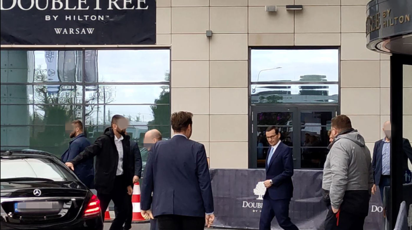 Premier Mateusz Morawiecki przyjechał na spotkanie z reprezentacją Polski