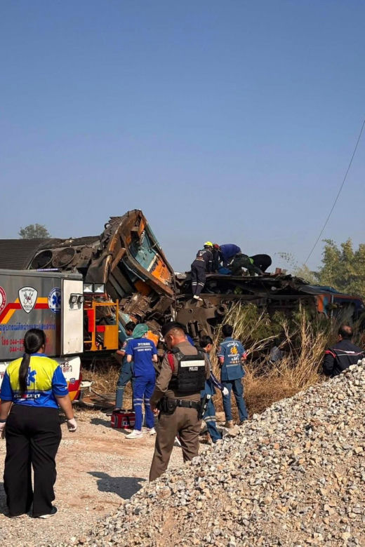 Tajlandia/ Co najmniej 12 osób zginęło w katastrofie kolejowej