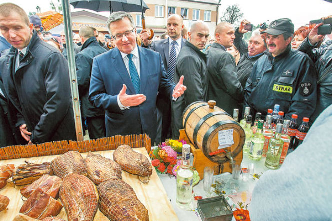 Prezydent Komorowski poświęcił palmę