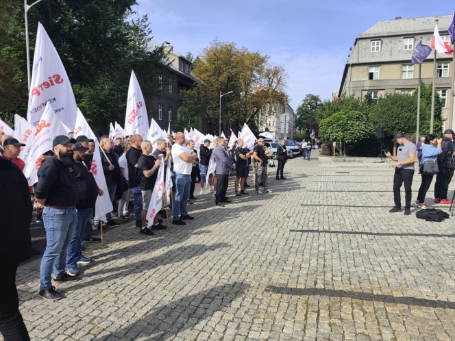 Protest górników i hutników