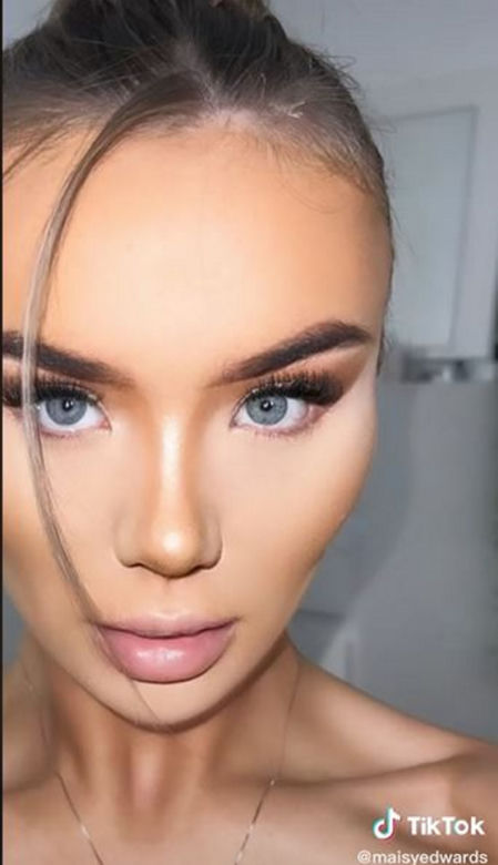 Znana influencerka pojechała do Turcji "zrobić" sobie nos. Wydała 50 tys. zł, fani bezlitośni: "Jest gorzej"
