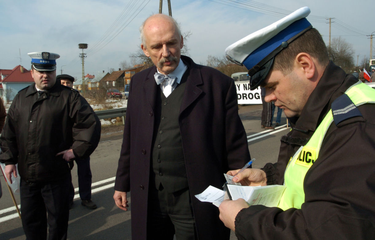 Janusz Korwin-Mikke skończył 80 lat. Tak się zmieniał
