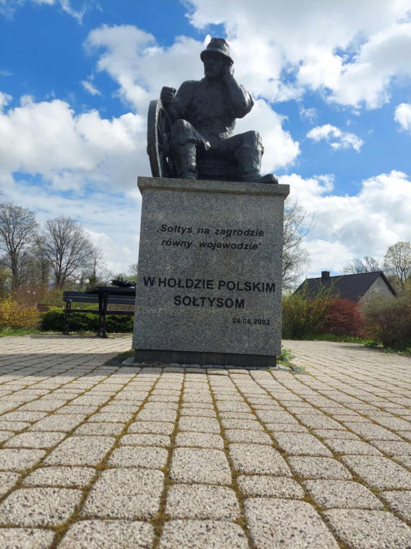 Aleja Humoru w Wąchocku