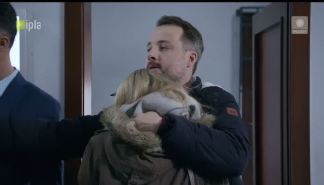 Pierwsza miłosć odcinek 2472, Emilka (Anna Ilczuk), Bartek (Rafał Kwietniewski)