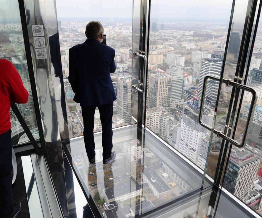 Ruchomy taras 200 metrów nad ziemią! Takiej atrakcji jeszcze nie było