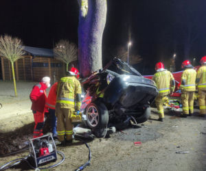 Tragiczny wypadek w Trzciance! Trzej młodzi mężczyżni zginęli na miejscu