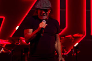Brian Johnson ocenił to, jak Axl Rose śpiewał w AC/DC