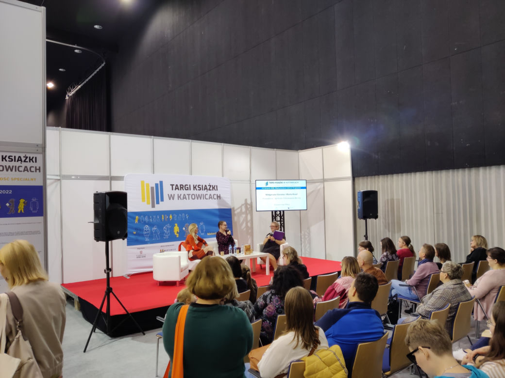 Targi Książki w Katowicach 2022. Rozpoznajesz się na zdjęciach?