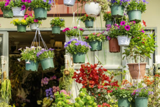 Te pomysły na balkon zbierają dużo lajków, ale nie zawsze sprawdzają się w praktyce