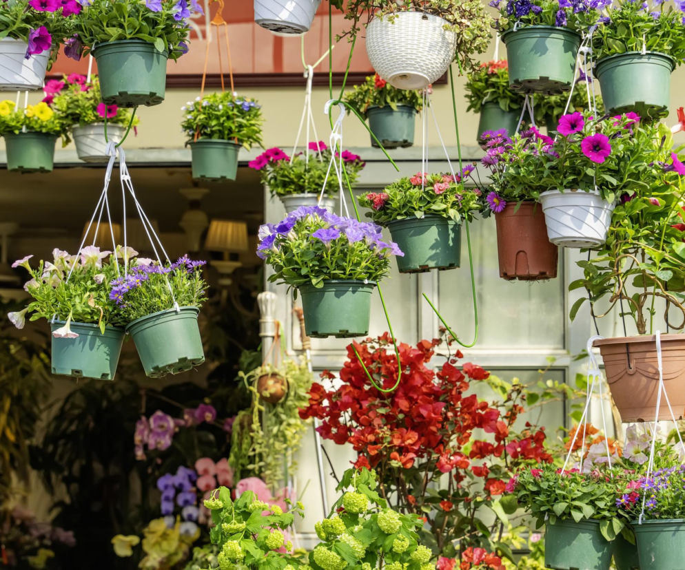 Modne trendy balkonowe, które zawodzą w praktyce
