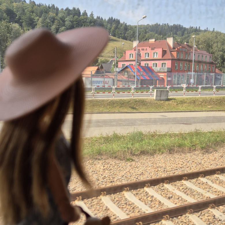 Śląsk oczami Barbie, czyli projekt mieszkanki Gliwic, która fotografuje lalki.