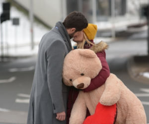 Pierwsza miłość. Wojtek (Grzegorz Daukszewicz), Emilka (Anna Ilczuk)