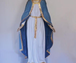 Dorobili buty Matce Boskiej