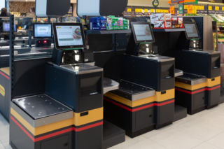 Koniec wygody w Biedronce? Potężne zmiany w kasach samoobslugowych