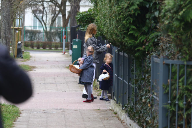 Kasia Tusk z córkami z koszyczkiem przyjechali do Donalda