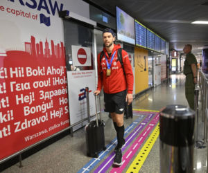 Złoci siatkarze po perypetiach wrócili do Polski