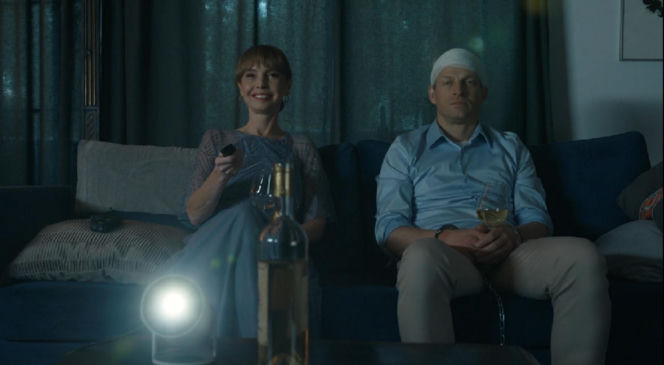 Barwy szczęścia, odcinek 3304. Agnieszka (Katarzyna Tlałka), Łukasz (Michał Rolnicki)