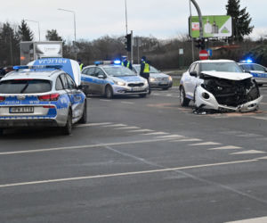 Kolizja na skrzyżowaniu ul. 26 Kwietnia i Santockiej