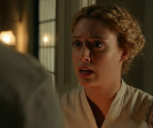 La promesa - pałac tajemnic, odcinek 333: Manuel podejmuje próby zbliżenia się do Jany. Jego wysiłki spotykają się z chłodnym przyjęciem