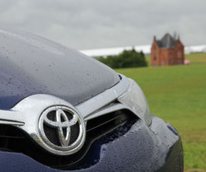 Toyota Auris Touring Sports lifting