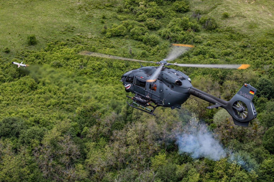 Odpalenie Spike ER2 ze śmigłowca H145M