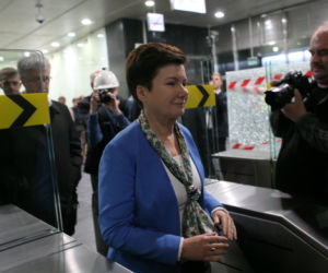 METRO REWOLUCJA