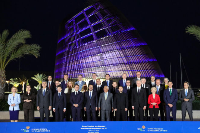 Donald Tusk podczas nieformalnego szczytu Rady Europejskiej w Nikozji