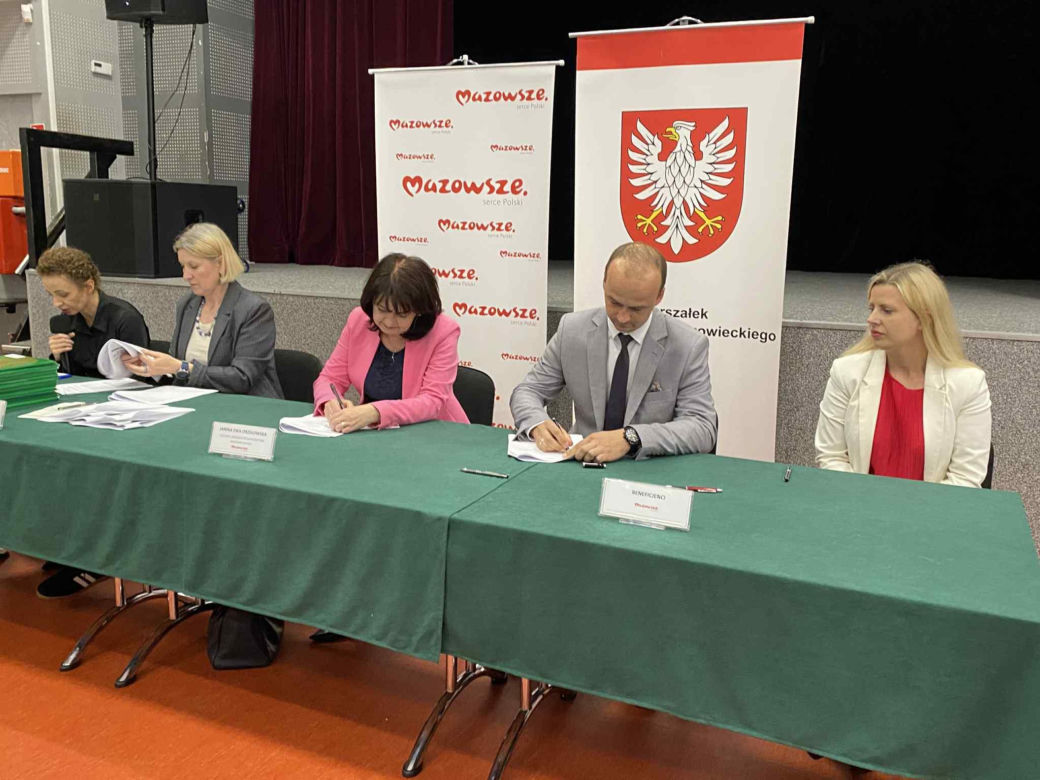 Kilkadziesiąt nowych inwestycji w powiecie siedleckim z dofinansowaniem Mazowsza