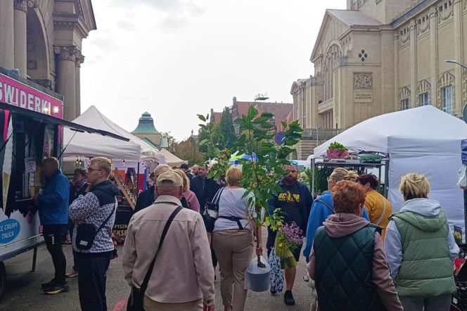 Kiermasz ogrodniczy "Pamiętajcie o ogrodach"