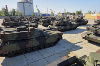 Nowe czołgi Abrams w Polsce. Dostawa M1A2 SEPv3 i M88A2