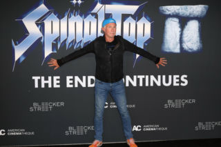 Chad Smith jako... nauczyciel na zastępstwie! Perkusista Red Hot Chili Peppers zaskoczył uczniów