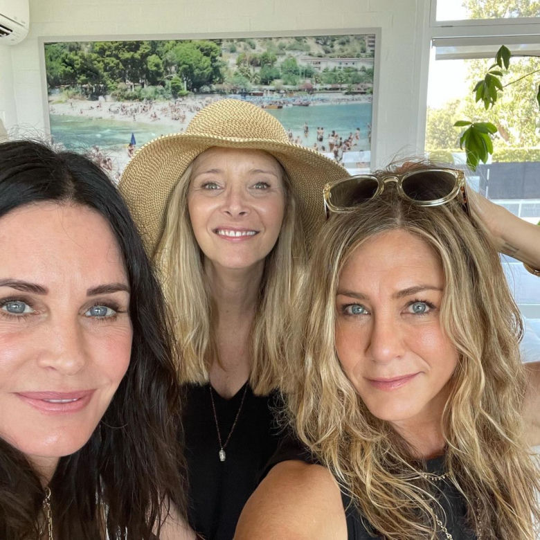 Courteney Cox nie poznaje się w lustrze. "Nie sądziłam, że wyglądam tak dziwnie"