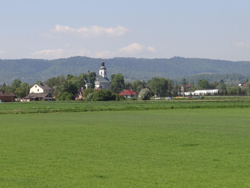 To jedno z najmniejszych miast w Małopolsce. Jedna decyzja papieża sprawiła, że stało się sławne