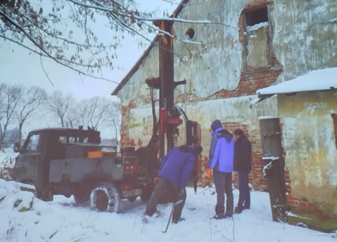 Dwór w Iganiach Nowych wymaga przeprowadzenia wielu prac renowacyjnych. Od lat na jego terenie trwały prace przygotowawcze i archeologiczne