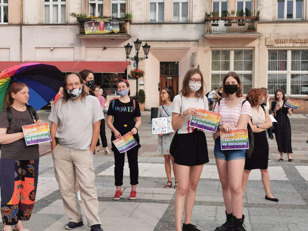 "Jestem człowiekiem, nie ideologią" manifestacja w Kaliszu