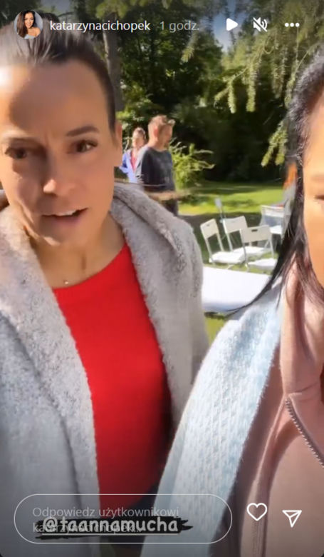 M jak miłość na planie. Magda (Anna Mucha), Kinga (Katarzyna Cichopek)